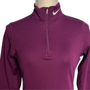 Nike FitDry 1/4 Zip in Magenta Size Medium EUC